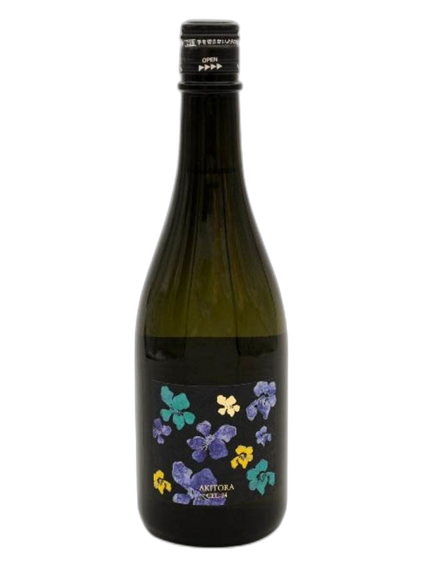 安藝虎 純米大吟釀 CEL-24 酒瓶正面商品圖